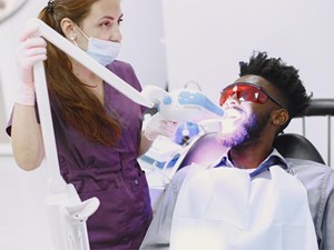 ¿Cuánto dura el efecto de un blanqueamiento dental?